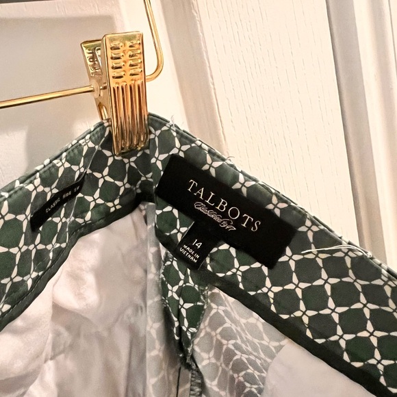 Chico's Green Patterned Pants - Picture 4 of 8